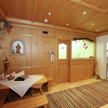 Attractive Holiday Home In Kaltenbach On The Ski Slope Stumm Exteriör bild
