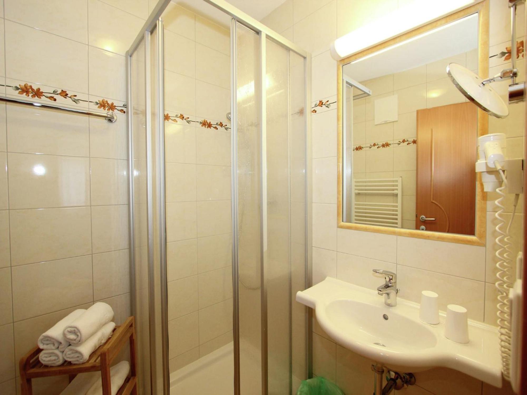 Attractive Holiday Home In Kaltenbach On The Ski Slope Stumm Exteriör bild