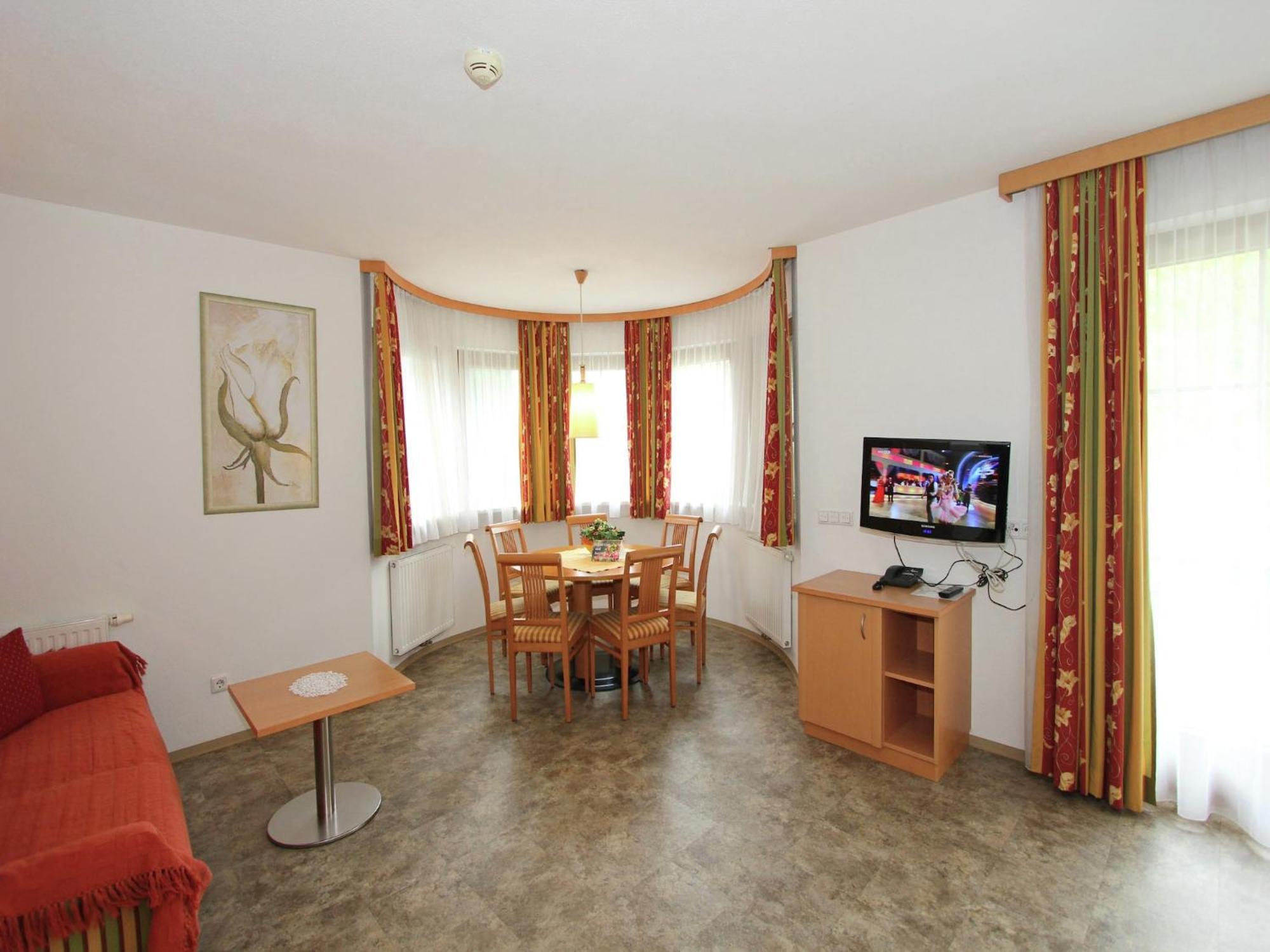 Attractive Holiday Home In Kaltenbach On The Ski Slope Stumm Exteriör bild