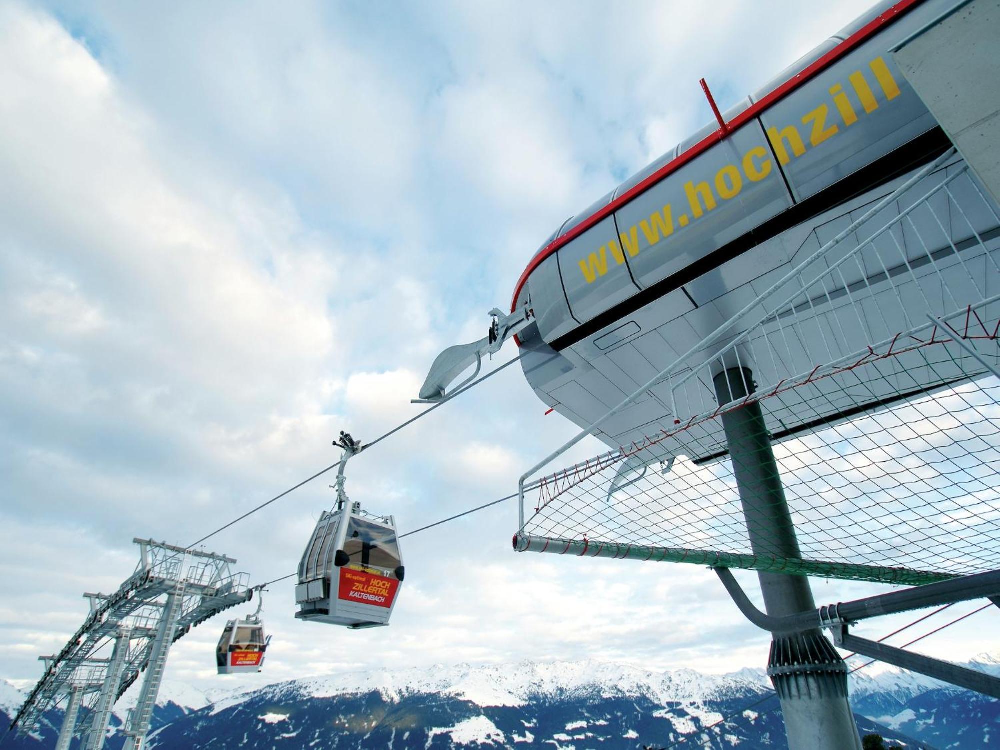 Attractive Holiday Home In Kaltenbach On The Ski Slope Stumm Exteriör bild
